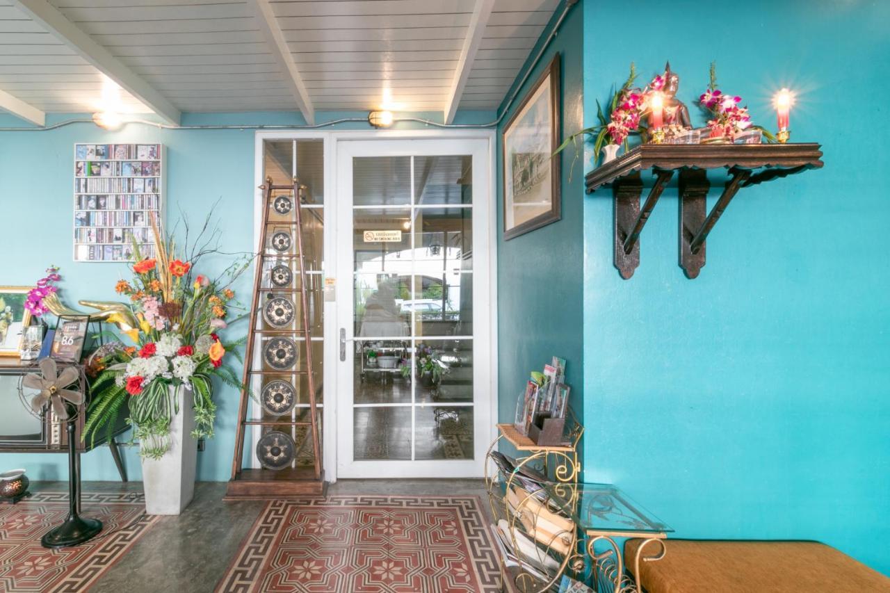 Baan Phuanda Phuket Hotell Exteriör bild